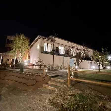 Il Cortile Casa rural Diano dʼAlba