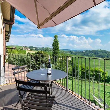 Il Cortile Casa di campagna Diano dʼAlba